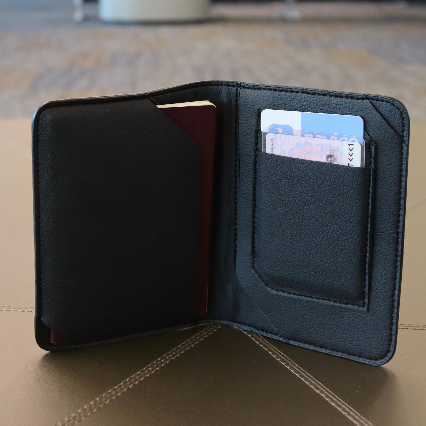 SUNDALAND PASSPORT HOLDER