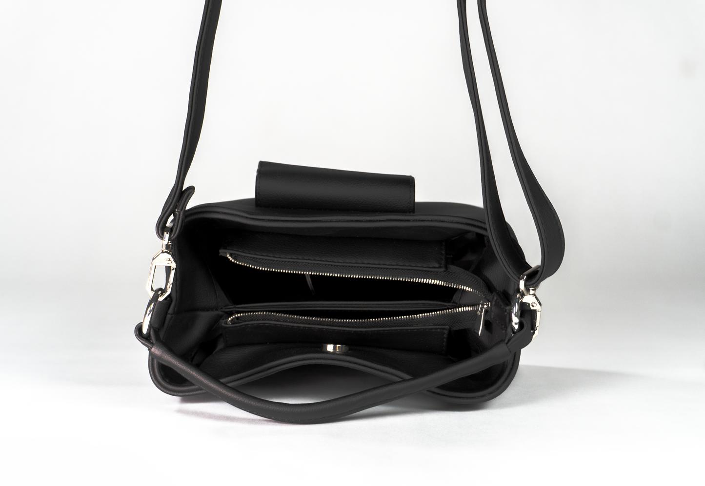 The Solara Crossbody / Shoulder Handbag